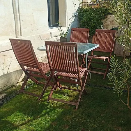 Maison d'hôtes Chambre double - Vue sur jardin *